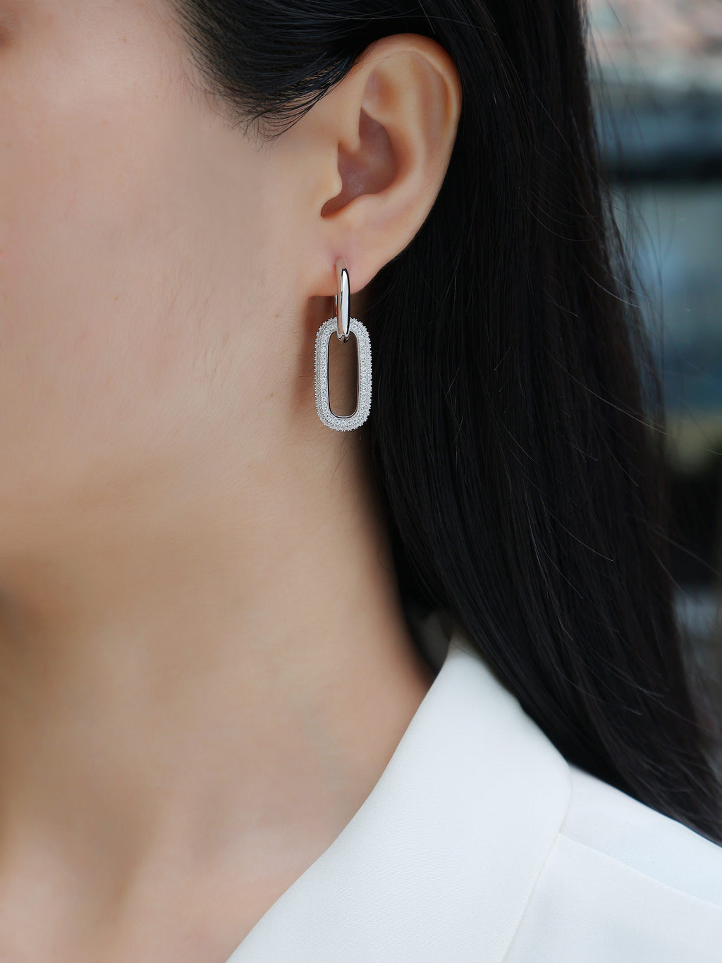 Top-quality Moissanite Luxury And Fashionable Light Luxury Jewelry Silver Stud Earrings S925 Silver Plated Platinum