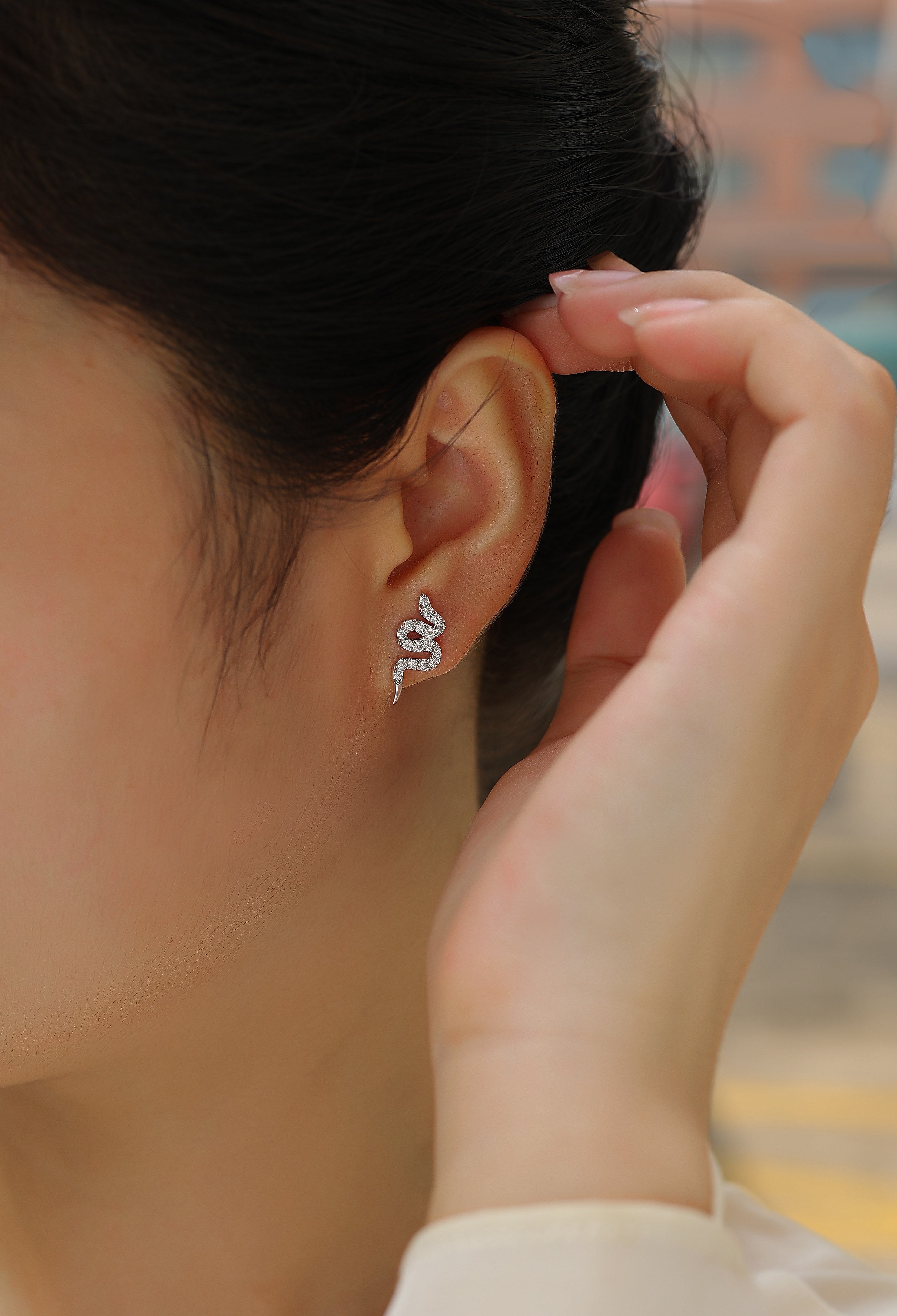 Silver Snake Entwined - Set With Top-quality Moissanite, Luxurious And Fashionable Light Luxury Jewelry, Silver Stud Earrings S925, Silver-plated Platinum