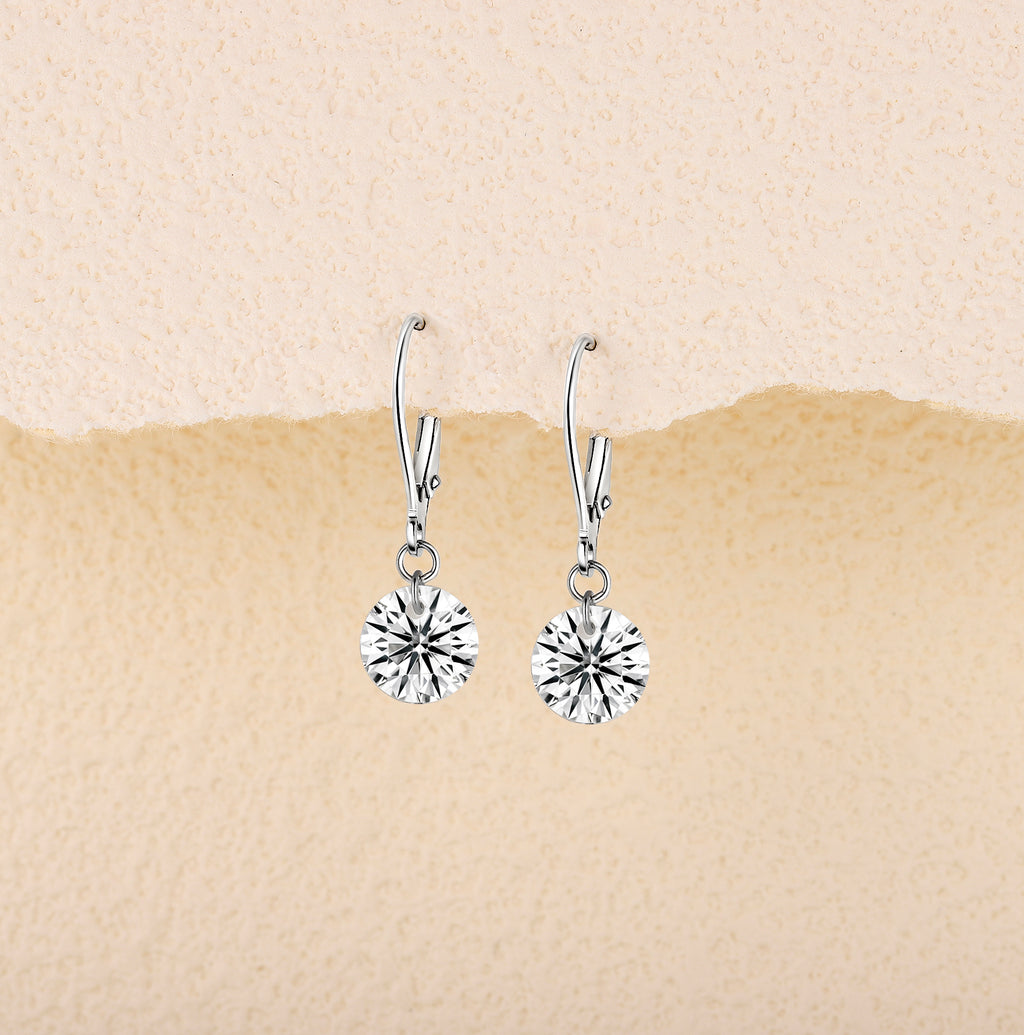 Top-quality Moissanite Luxury And Fashionable Light Luxury Jewelry Silver Stud Earrings S925 Silver Plated Platinum