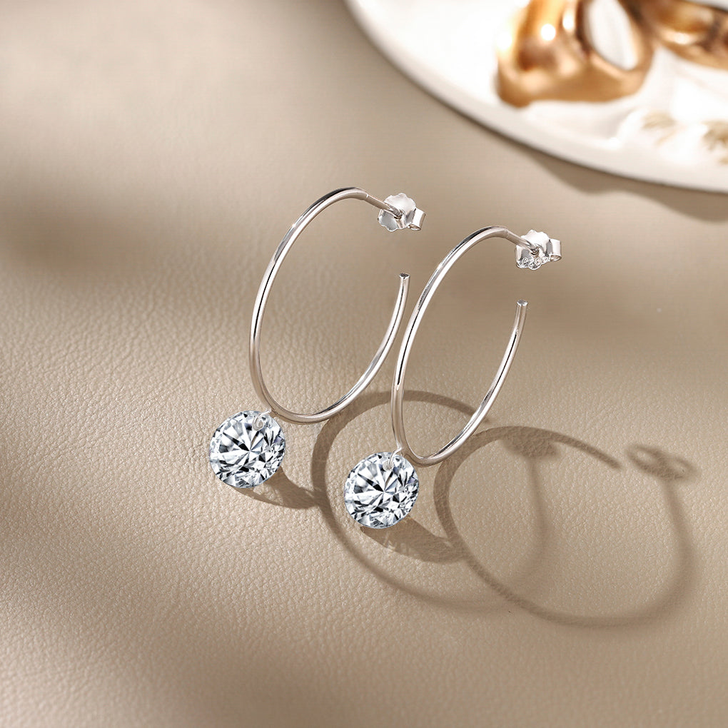 Top-quality Moissanite Luxury And Fashionable Light Luxury Jewelry Silver Stud Earrings S925 Silver Plated Platinum