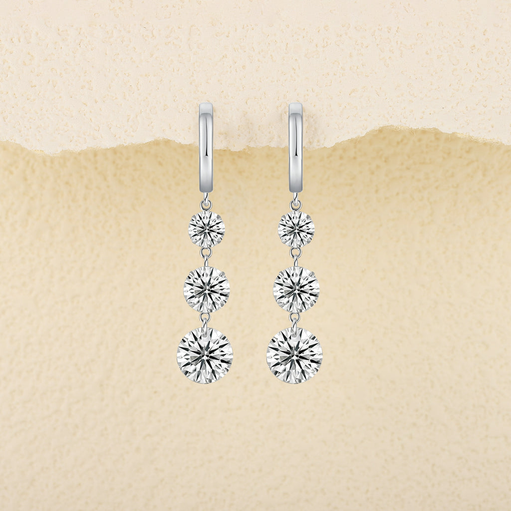Top-quality Moissanite Luxury And Fashionable Light Luxury Jewelry Silver Stud Earrings S925 Silver Plated Platinum