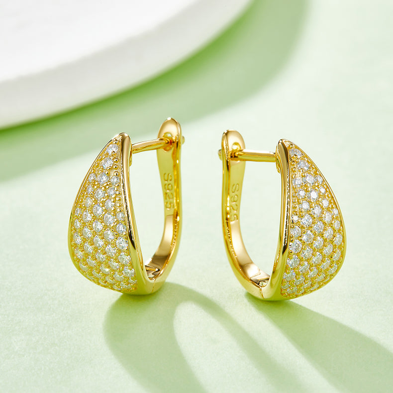 Top-quality Moissanite Luxury And Fashionable Light Luxury Jewelry Silver Stud Earrings S925 Silver Plated Platinum