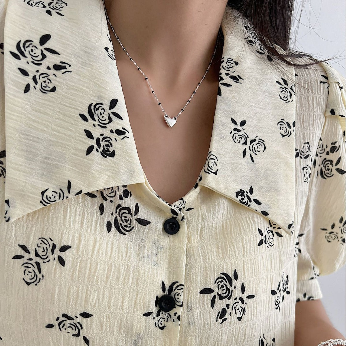 S925 Sterling Silver Necklace With Black Epoxy Heart And Cross Pendant