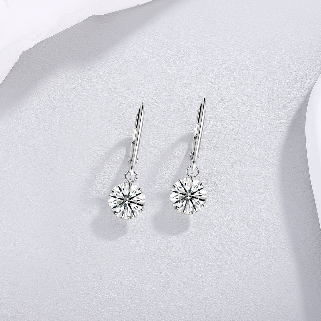 Top-quality Moissanite Luxury And Fashionable Light Luxury Jewelry Silver Stud Earrings S925 Silver Plated Platinum