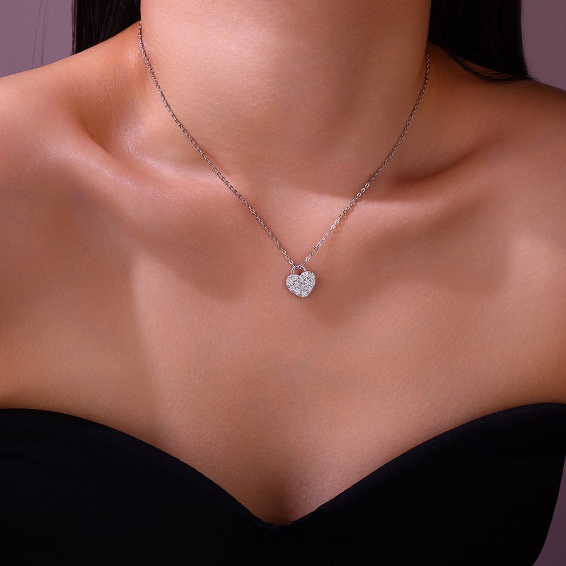 Set With Top-quality Moissanite, This Luxurious And Fashionable Light Luxury Trend Jewelry Necklace Pendant Is Made Of S925 Silver Electroplated With Platinum